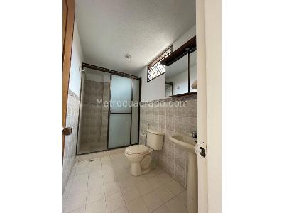 Casa de 5 alcobas en venta en Champagnat, Cali, 400 m² · foto 6 de 20