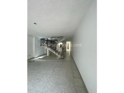 Casa de 5 alcobas en venta en Champagnat, Cali, 400 m² · foto 7 de 20