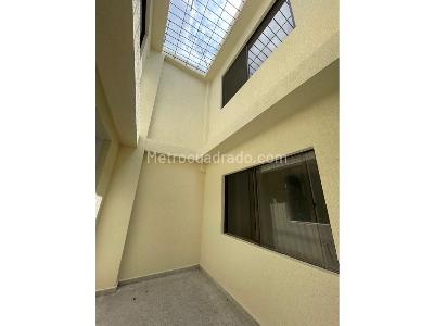 Casa de 5 alcobas en venta en Champagnat, Cali, 400 m² · foto 11 de 20