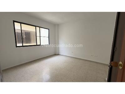 Casa de 5 alcobas en venta en Champagnat, Cali, 400 m² · foto 18 de 20
