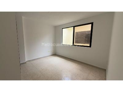 Casa de 5 alcobas en venta en Champagnat, Cali, 400 m² · foto 19 de 20