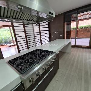Apartamento de 4 alcobas en venta en Chico Museo, Bogotá, 398 m² · foto 4 de 20
