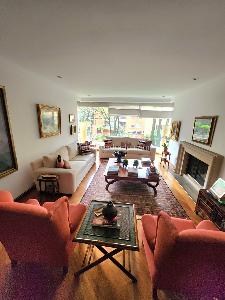 Apartamento de 3 alcobas en venta en Chico Cabrera, Bogotá, 307 m² · foto 3 de 18