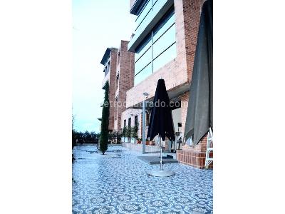Casa de 4 alcobas en venta en Altos Del Retiro, Bogotá, 476 m² · foto 15 de 20