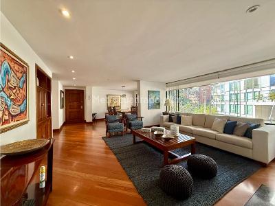 Apartamento de 3 alcobas en venta en El Seminario, Bogotá, 150 m² · foto 2 de 20