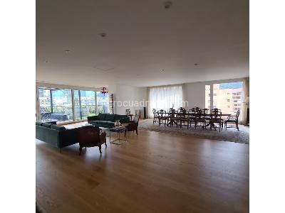 Apartamento de 3 alcobas en venta en Chico Reservado, Bogotá, 368 m² · foto 3 de 20