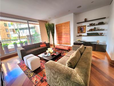 Apartamento de 3 alcobas en venta en Los Rosales Reservado, Bogotá, 332 m² · foto 3 de 19