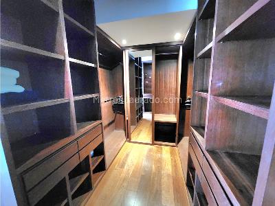 Apartamento de 3 alcobas en venta en Los Rosales, Bogotá, 295 m² · foto 15 de 20