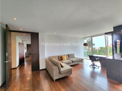 Apartamento de 3 alcobas en venta en Los Rosales, Bogotá, 295 m² · foto 18 de 20