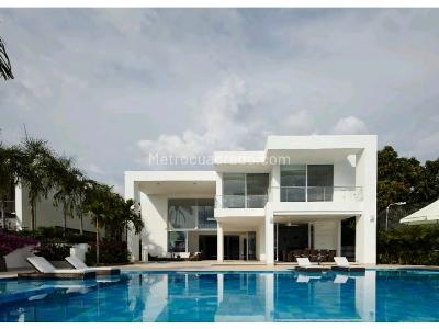 Casa de 4 alcobas en venta en Condominio Campestre El Peñon, Girardot, 650 m² · foto 7 de 20