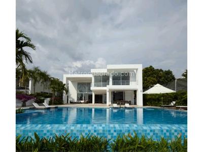 Casa de 4 alcobas en venta en Condominio Campestre El Peñon, Girardot, 650 m² · foto 19 de 20