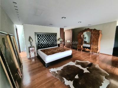 Casa de 3 alcobas en venta en El Refugio, Bogotá, 1474 m² · foto 17 de 20