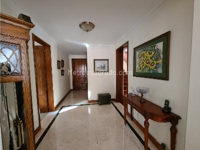 Apartamento en venta en Chico, Bogotá · foto 11 de 18