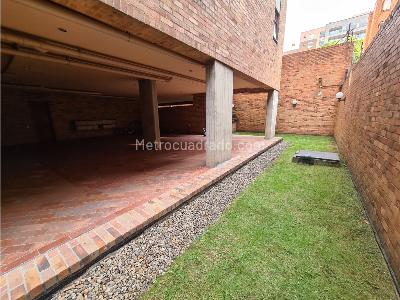 Apartamento en venta en Chico, Bogotá · foto 17 de 18