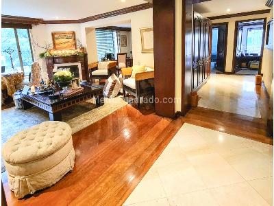 Apartamento de 3 alcobas en venta en Chico Reservado, Bogotá, 205 m² · foto 5 de 19