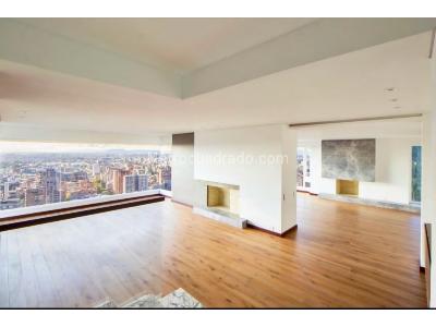 Apartamento de 5 alcobas en venta en El Refugio, Bogotá, 485 m² · foto 4 de 20