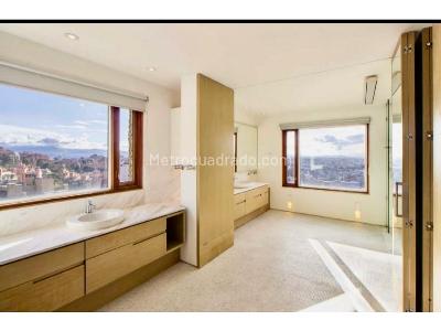Apartamento de 5 alcobas en venta en El Refugio, Bogotá, 485 m² · foto 8 de 20
