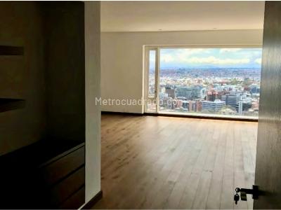 Apartamento de 5 alcobas en venta en El Refugio, Bogotá, 485 m² · foto 17 de 20