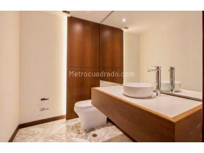 Apartamento de 5 alcobas en venta en El Refugio, Bogotá, 485 m² · foto 19 de 20