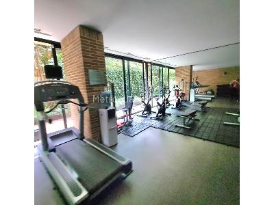 Apartamento de 3 alcobas en venta en Altos Del Retiro, Bogotá, 261 m² · foto 18 de 20