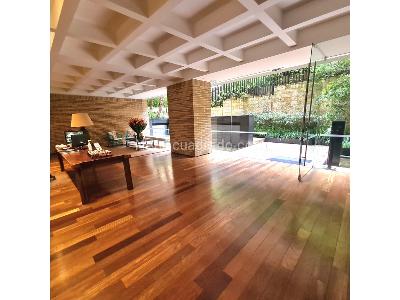Apartamento de 3 alcobas en venta en Altos Del Retiro, Bogotá, 261 m² · foto 19 de 20