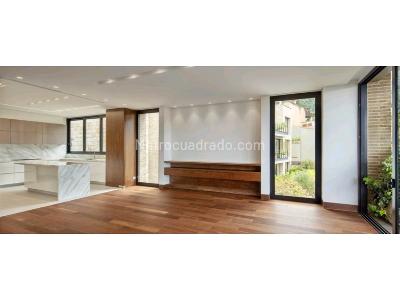 Casa de 4 alcobas en venta en El Refugio, Bogotá, 552 m² · foto 6 de 18