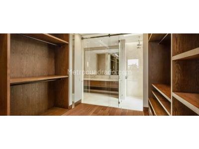 Casa de 4 alcobas en venta en El Refugio, Bogotá, 552 m² · foto 12 de 18