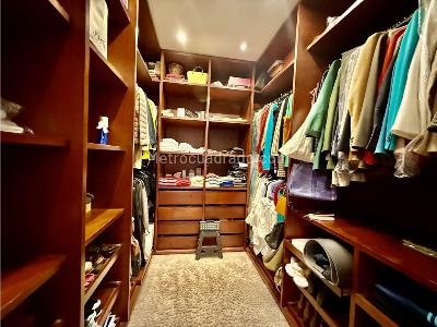 Apartamento de 3 alcobas en venta en Los Rosales, Bogotá, 305 m² · foto 10 de 15
