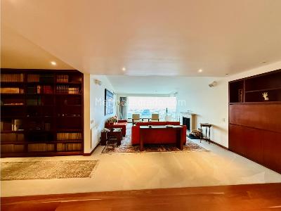 Apartamento en venta en Los Rosales, Bogotá · foto 3 de 13