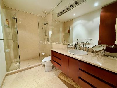 Apartamento en venta en Los Rosales, Bogotá · foto 13 de 13