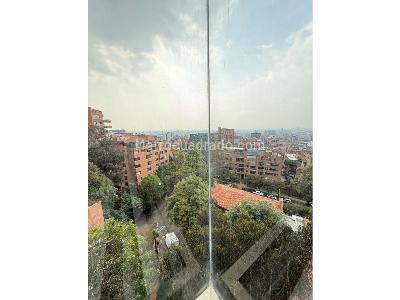 Apartamento en venta en Los Rosales, Bogotá · foto 3 de 20