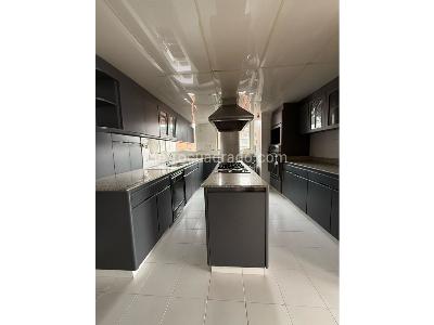 Apartamento en venta en Los Rosales, Bogotá · foto 7 de 20