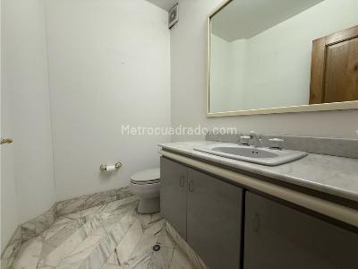 Apartamento en venta en Los Rosales, Bogotá · foto 9 de 20