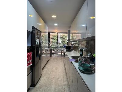 Apartamento en venta en Chico Reservado, Bogotá · foto 2 de 16