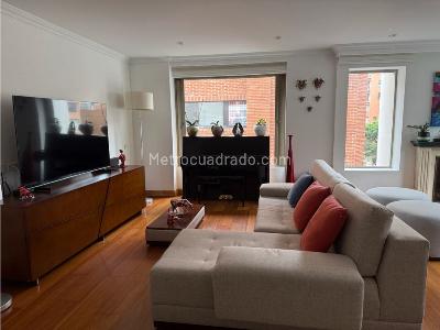 Apartamento en venta en Chico Museo, Bogotá · foto 2 de 20