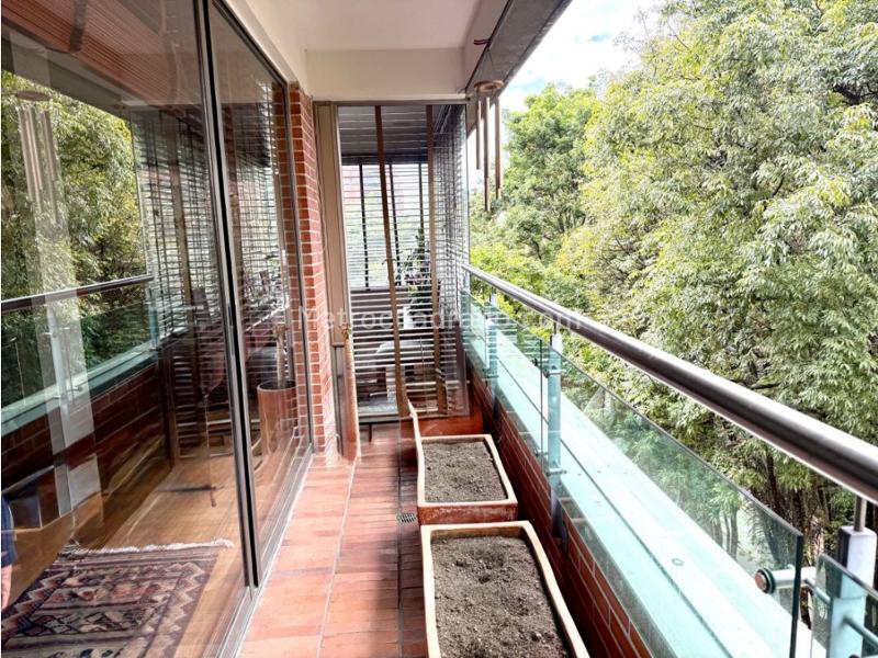Piso – Bogotá, Chicó Lago - Más