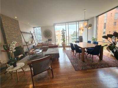 Apartamento de 3 alcobas en venta en El Refugio, Bogotá, 197 m² · foto 15 de 20