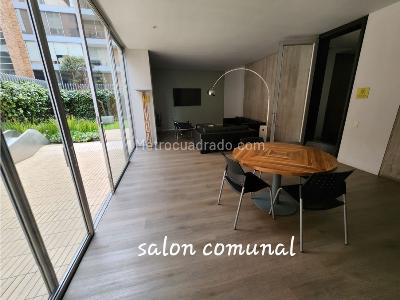 Apartamento de 3 alcobas en venta en El Refugio, Bogotá, 197 m² · foto 18 de 20