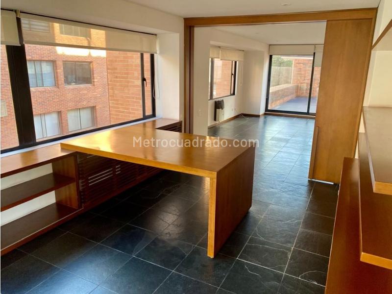 Piso – Bogotá, Pardo Rubio - Más