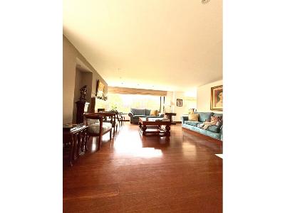 Apartamento en venta en Country Club, Bogotá · foto 10 de 20