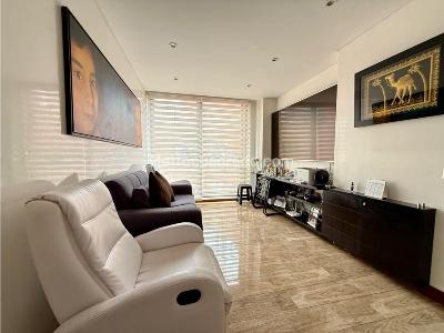 Apartamento de 3 alcobas en venta en La Cabrera, Bogotá, 235 m² · foto 8 de 16