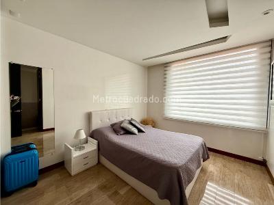 Apartamento de 3 alcobas en venta en La Cabrera, Bogotá, 235 m² · foto 14 de 16