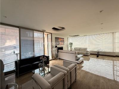 Apartamento de 3 alcobas en venta en La Cabrera, Bogotá, 235 m² · foto 16 de 16
