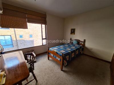 Apartamento de 4 alcobas en venta en Chico, Bogotá, 232 m² · foto 13 de 20