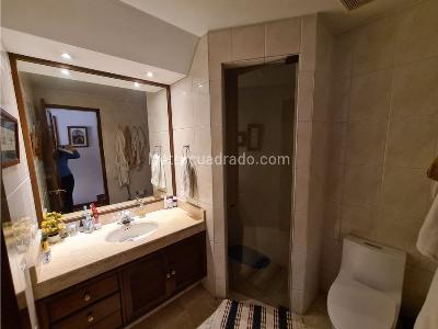 Apartamento de 4 alcobas en venta en Chico, Bogotá, 232 m² · foto 17 de 20