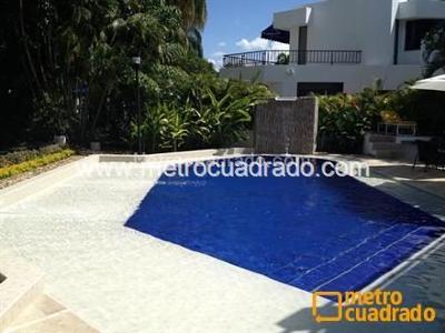 Casa de 4 alcobas en arriendo en El Peñon, Girardot, 200 m² · foto 8 de 15