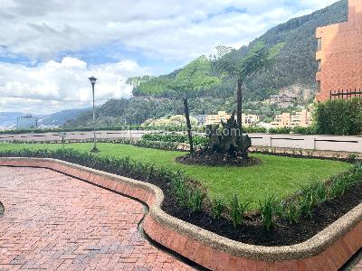 Apartamento de 3 alcobas en venta en El Refugio, Bogotá, 274 m² · foto 17 de 18