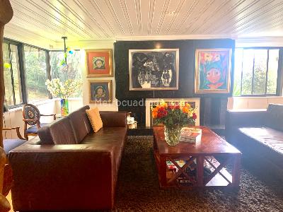 Apartamento de 3 alcobas en venta en El Refugio, Bogotá, 274 m² · foto 2 de 18