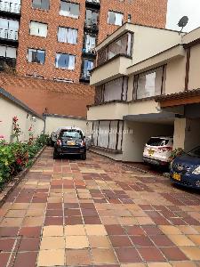 Casa de 4 alcobas en venta en Cedro Narvaez, Bogotá, 260 m² · foto 18 de 18