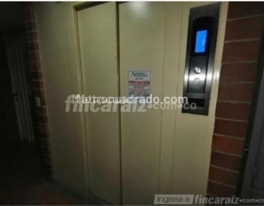 Apartamento en venta en Eduardo Santos, Bogotá · foto 19 de 20